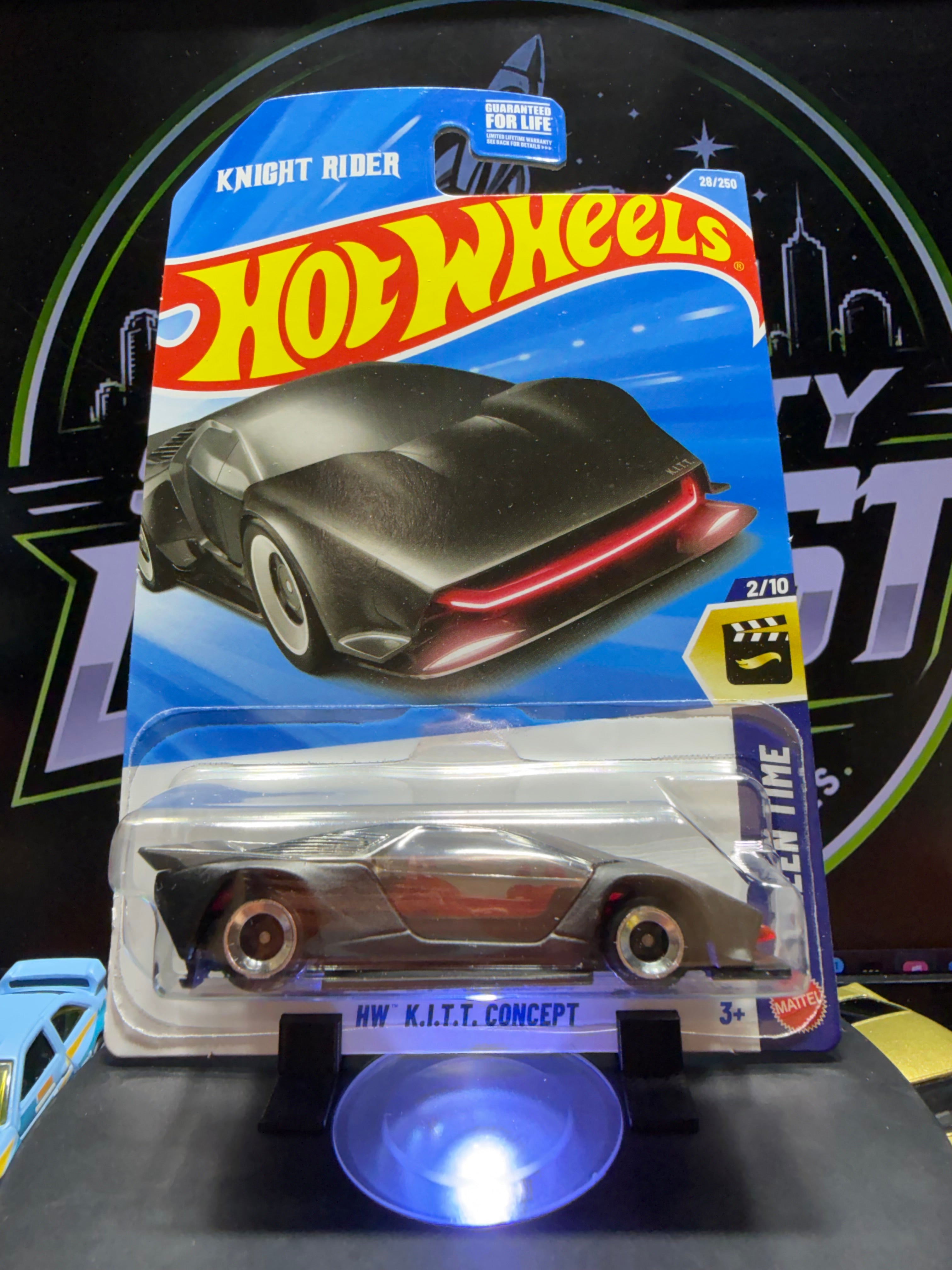 Hot Wheels K.I.T.T. Knight Rider 1:64 Diecast Black HW Screen Time Car