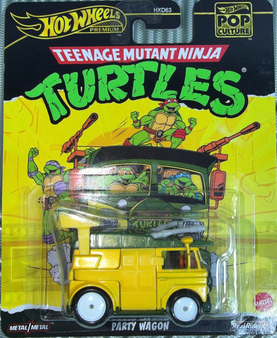 Hot Wheels Premium Teenage Mutant Ninja Turtles Party Wagon Pop Culture Yellow