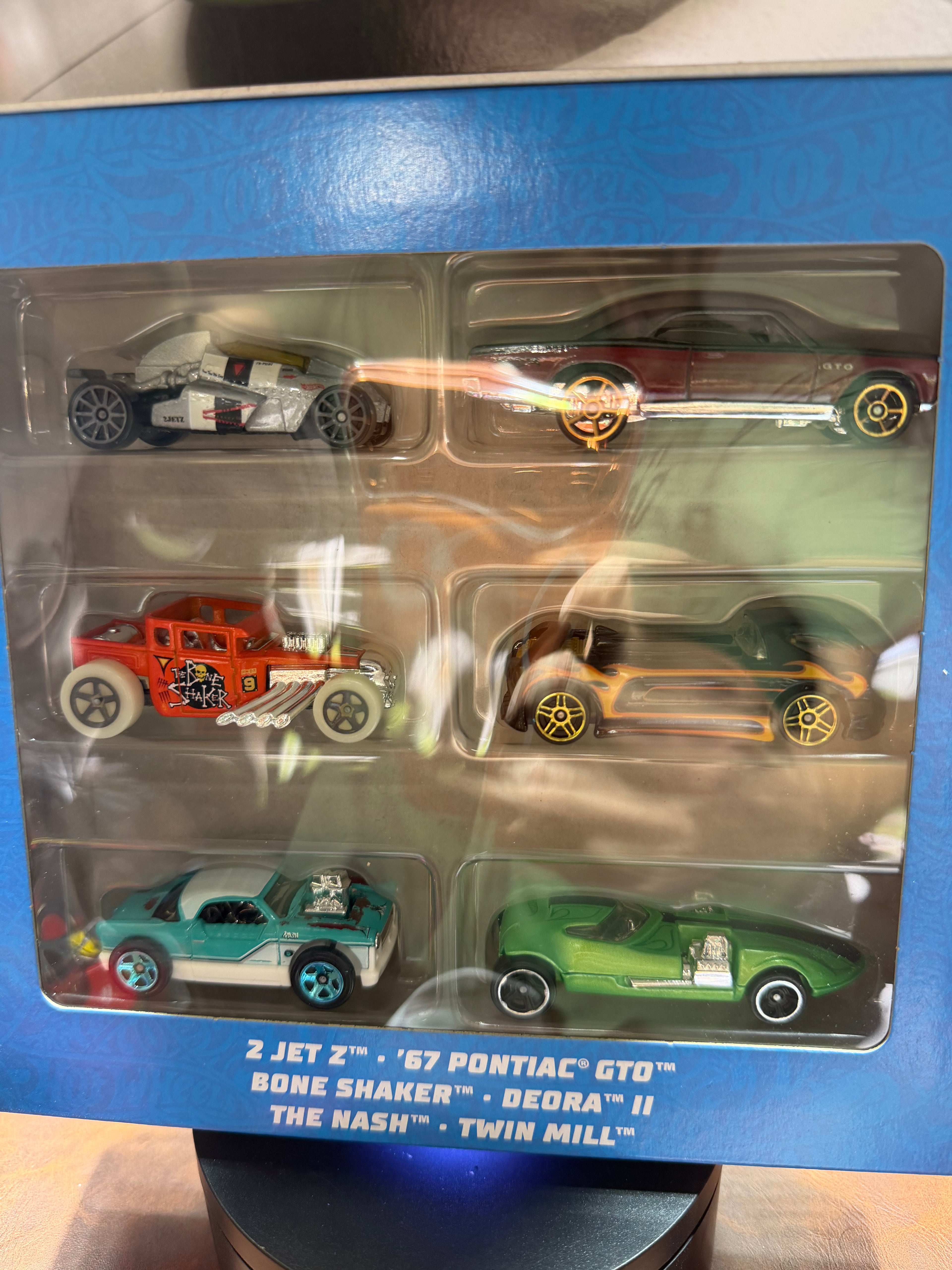 2022 Hot Wheels Legends Tour Multi-Pack Box Set of 6 Cars HDH52