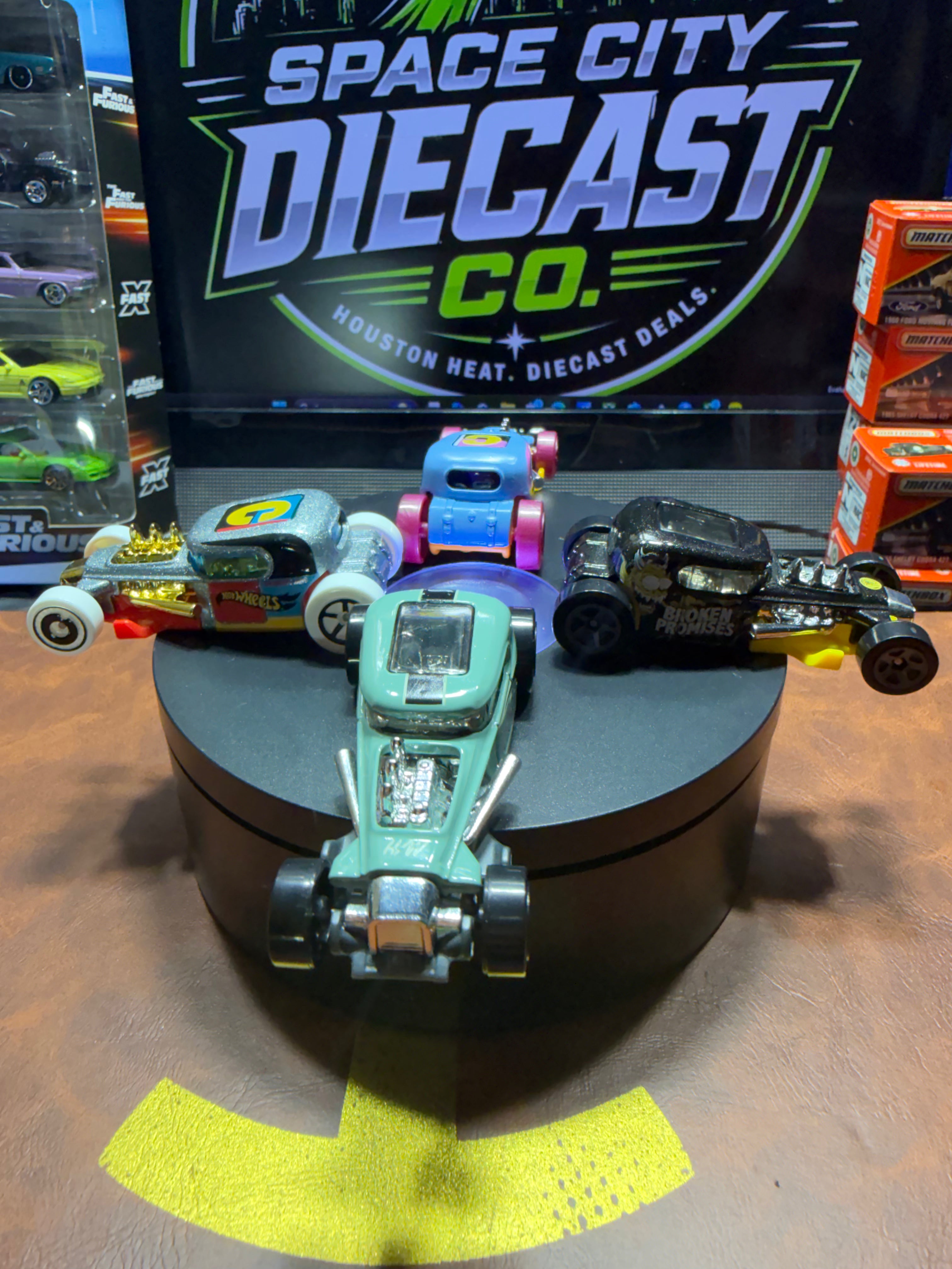 Hot Wheels Mod Mill-Lot of 4