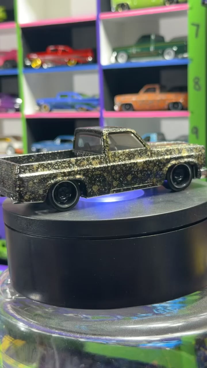 Hotwheels XL83’ Silverado